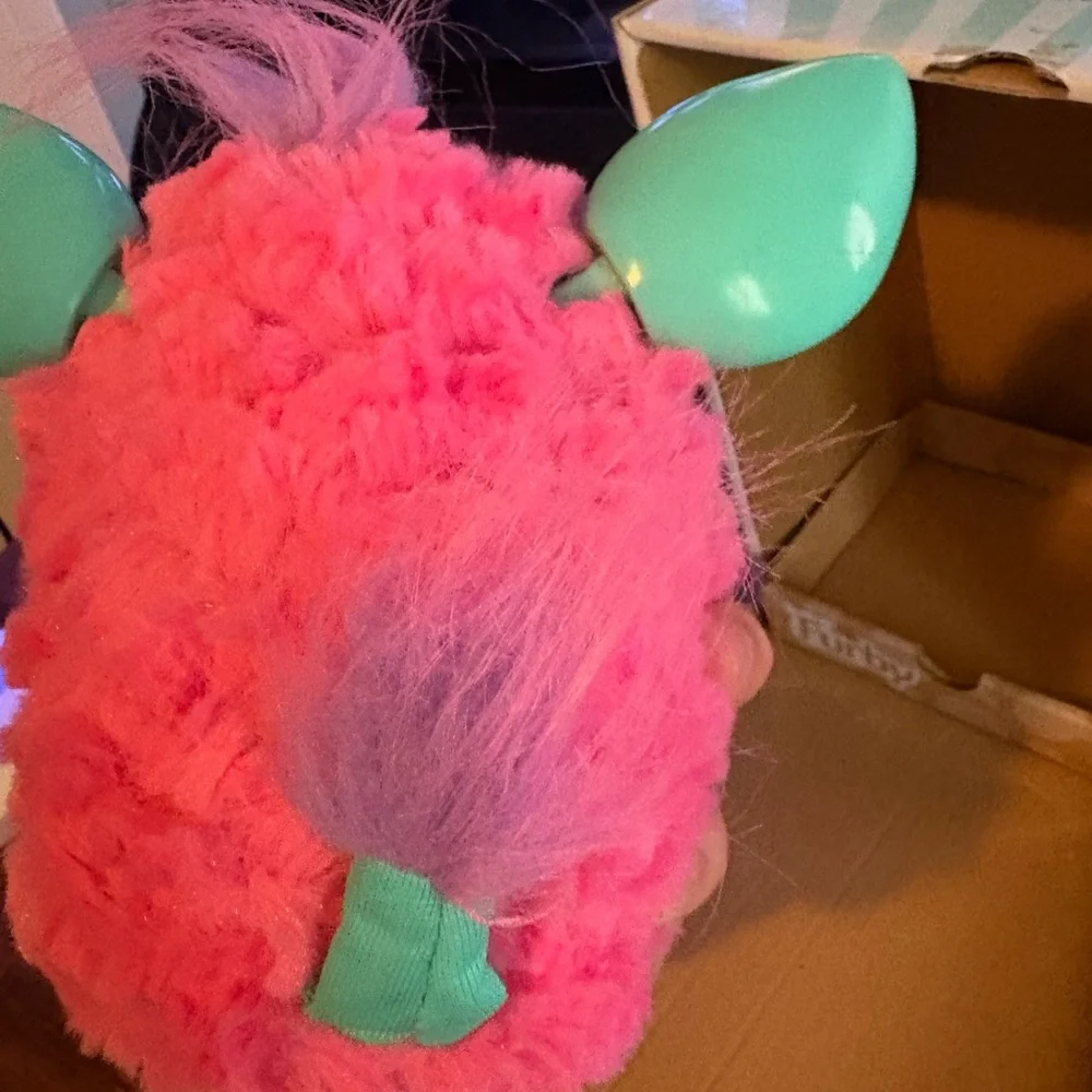 Hasbro Furby Red and Blue Interactive Toy - Picture 9 of 11